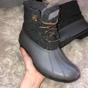 Sperry duck boots